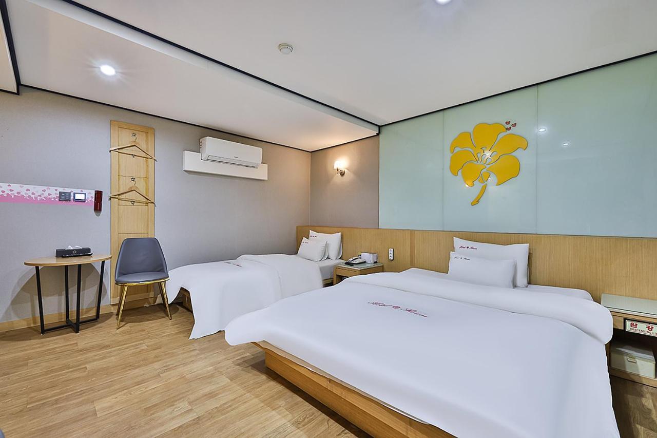 Flower Hotel Seul Zewnętrze zdjęcie