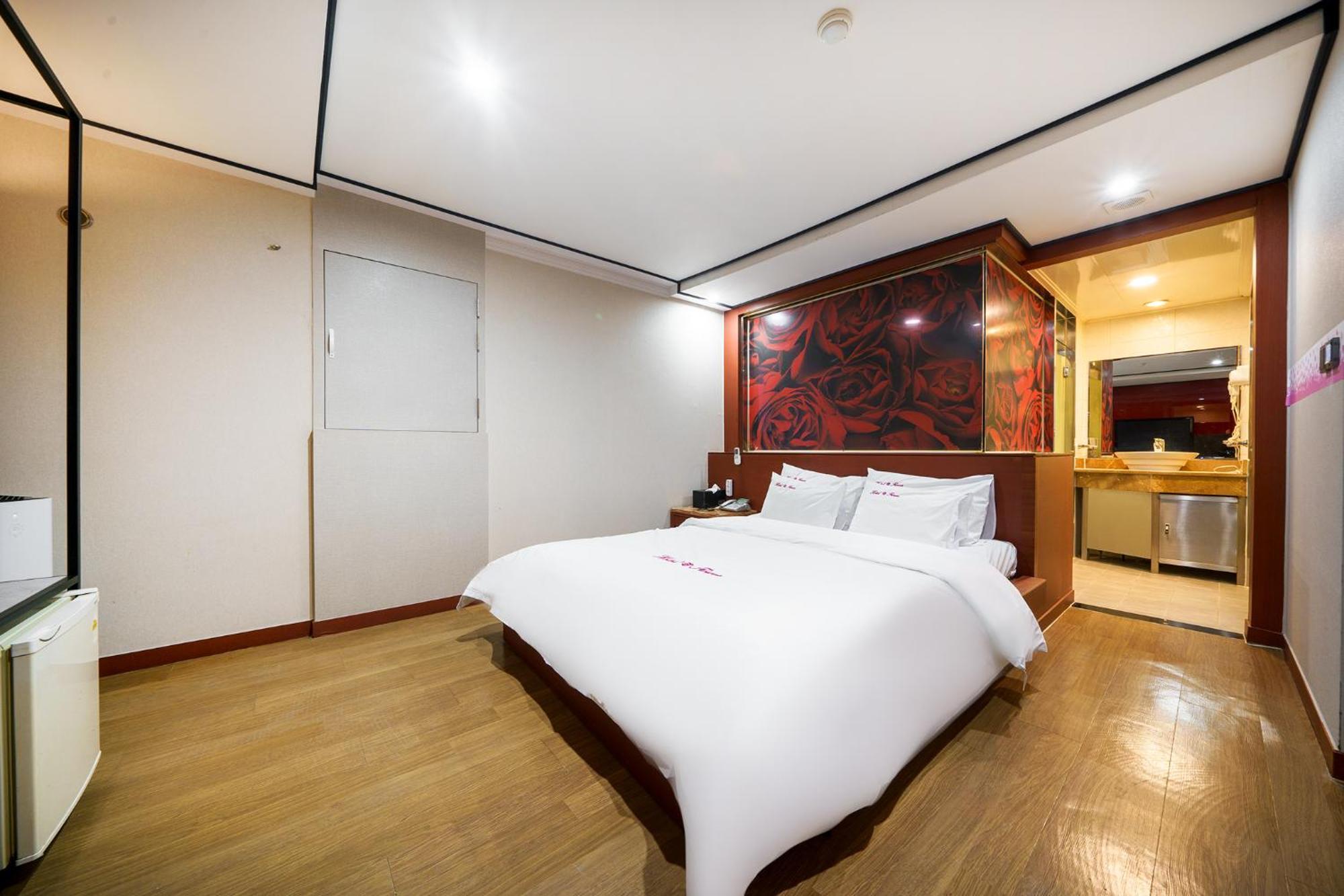 Flower Hotel Seul Zewnętrze zdjęcie