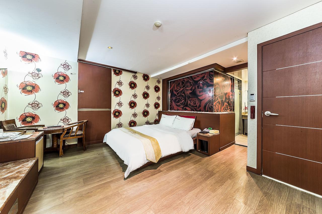 Flower Hotel Seul Zewnętrze zdjęcie